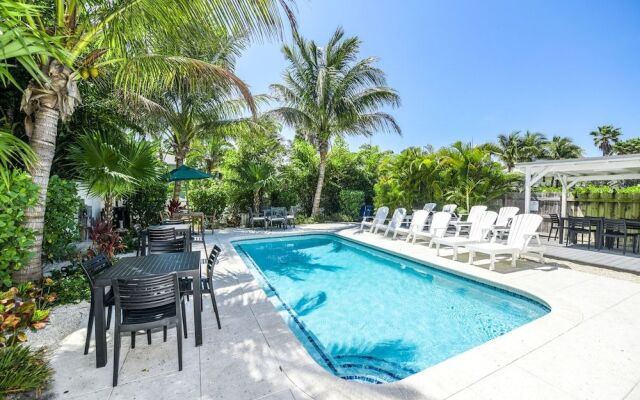 Bayside Bungalows by AMI Locals