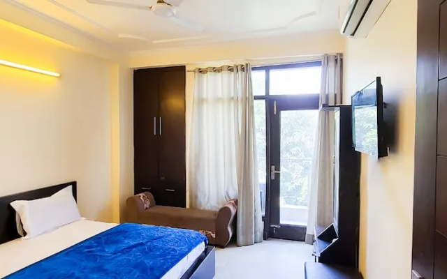 Roomshala 047 Hotel Jagannath