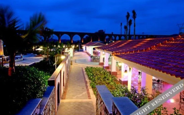 Triton Bay Saltwater Hot Spring Resort