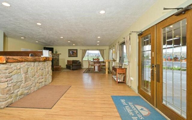 Red Ledges Inn