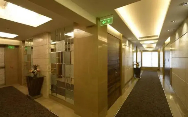 Genesis Hotel Near Mumbai Airport