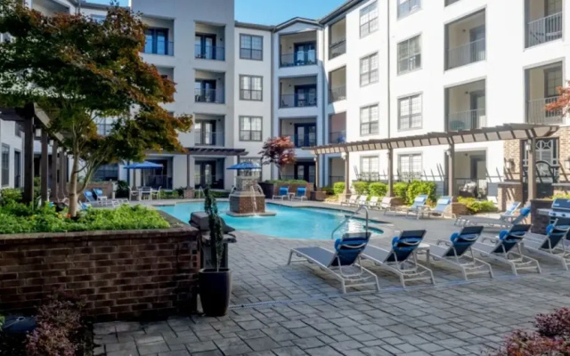 Landing Apartments Memphis near UTHSC