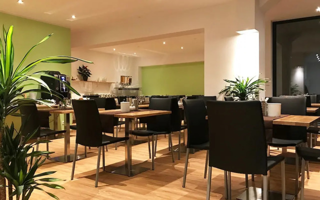 Montagehotel Business & City