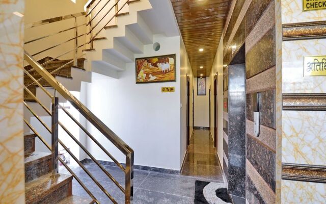 OYO 13795 Delight Home Stay