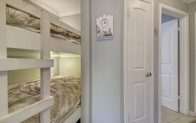 Seascape 2206 1 Bedroom 1 Bathroom Condo