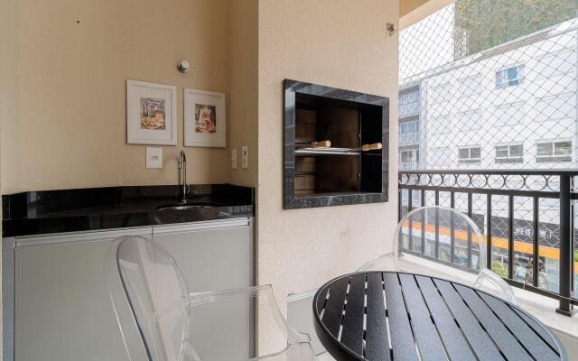 Apto luxuoso a 230m da praia de Jurerê VJE301