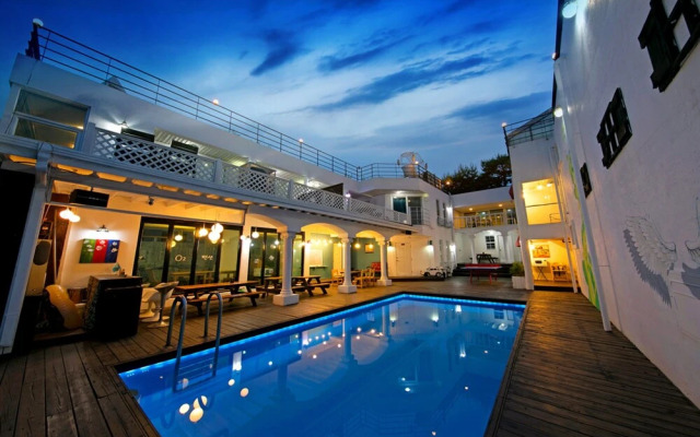 Nami Island O2 Pension