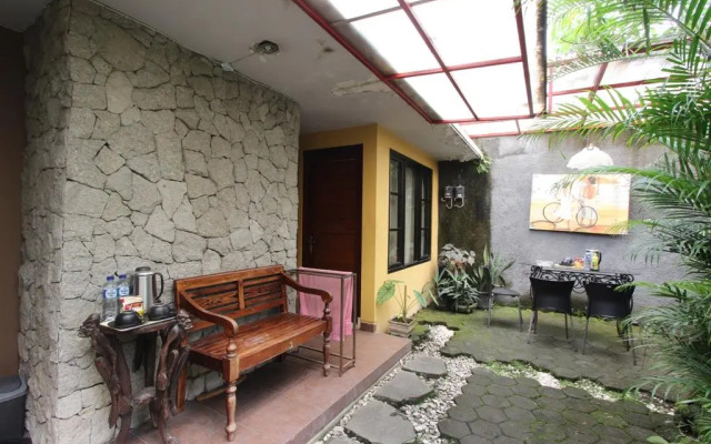 RedDoorz near Casa Grande