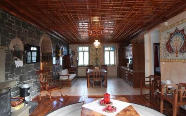 Timfea Chalet