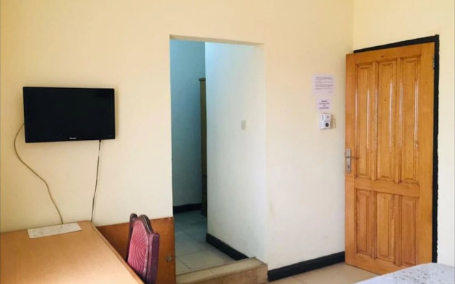Room in B&B - Single Room - 1st Floor
