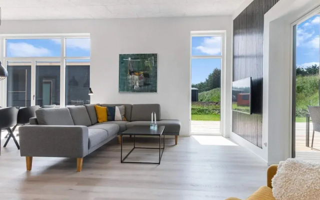 5 Star Holiday Home in Lokken