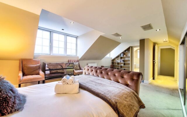 Charlotte Square City Centre Penthouse