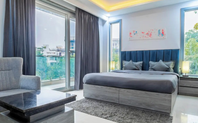 Housr Studio Rooms Sector 30 Gurgaon