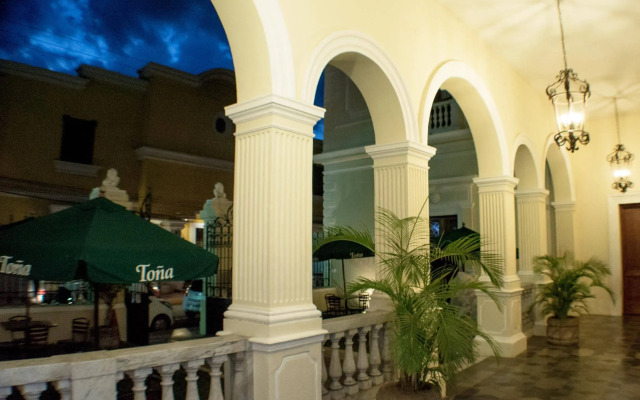 Hotel La Perla