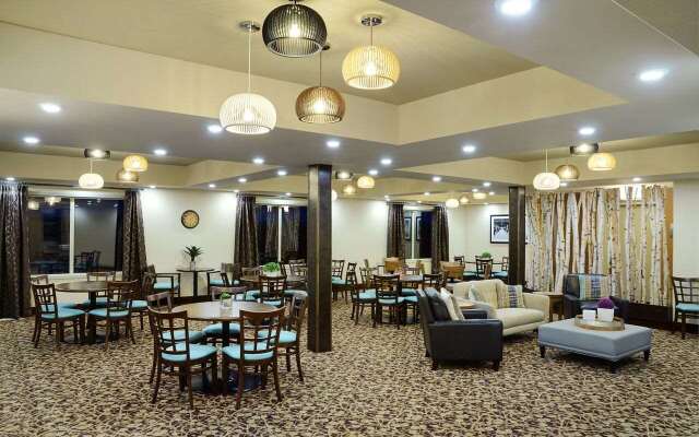 Pomeroy Inn And Suites Vermilion