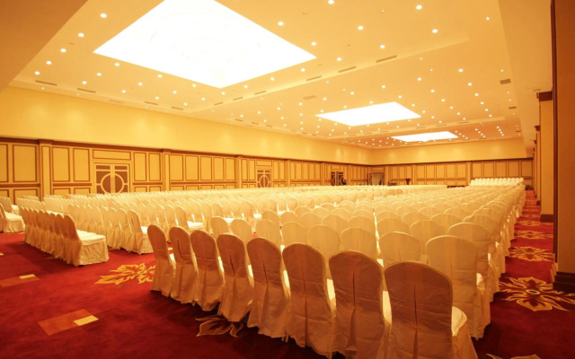 Ijen Suites Hotel