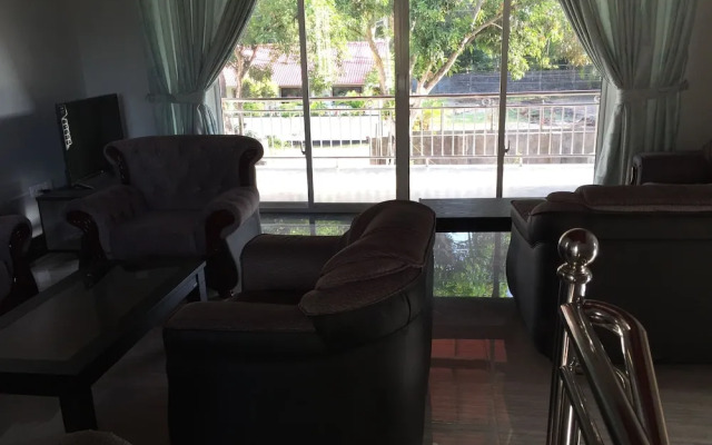 Lanka Lands Holiday Home