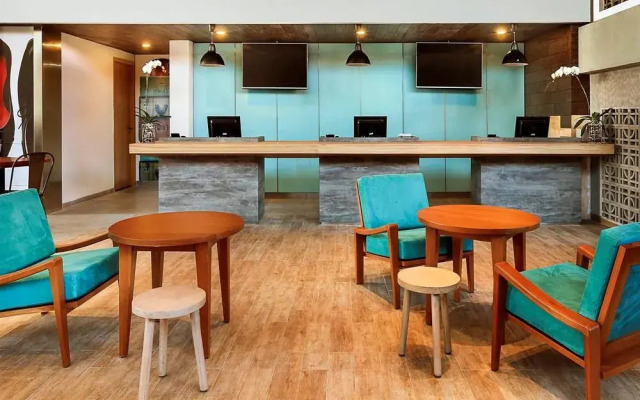 ibis Bali Legian Street