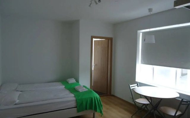 B28 Apartments