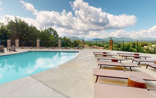 Viewpoint Condominiums