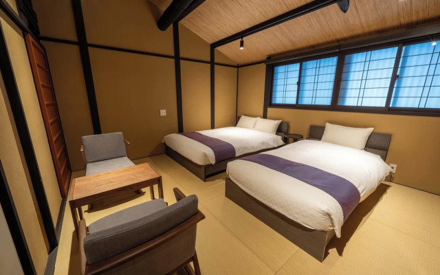 Resi Stay Palace Gate