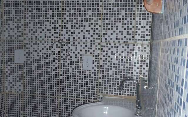 Pousada Navio Hostel e Camping Pop