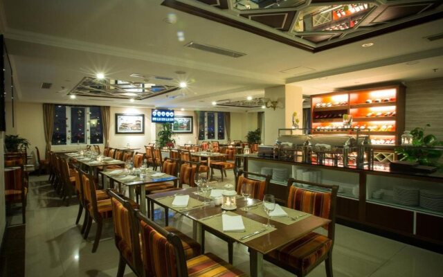 Chalcedony Grand Hotel