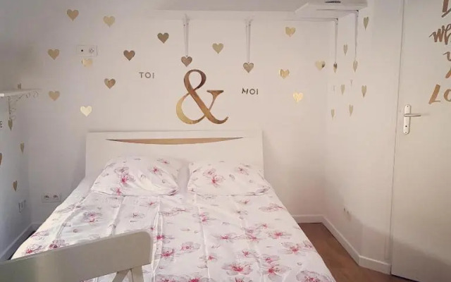 Palaiseau Apartments