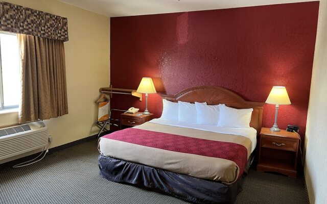 Express Inn & Suites