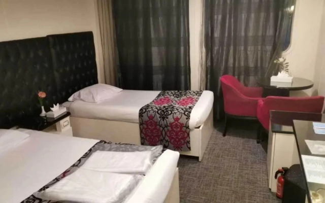 Shehrazad Nile Floating Hotel