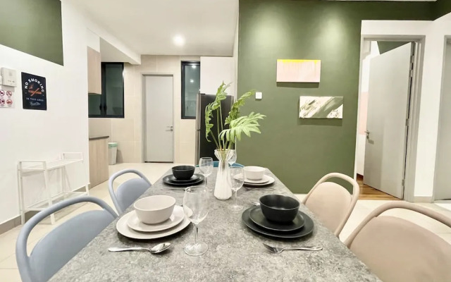 KL Gateway Premium Residences by MOKA