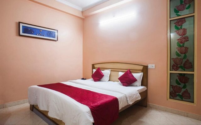 Hotel Ganga Maiya