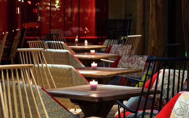 Harbin 22C Boutique Hotel