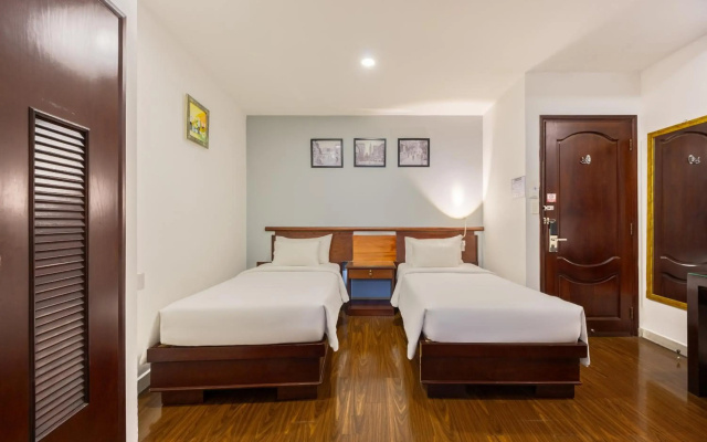 A25 Premium Hotel - 20 Bui Thi Xuan