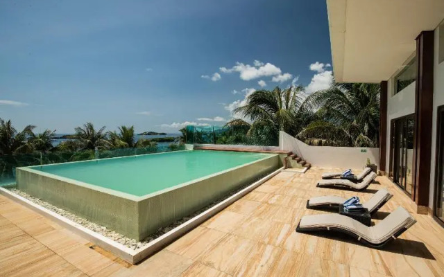 Under the Stars Luxury Apartment