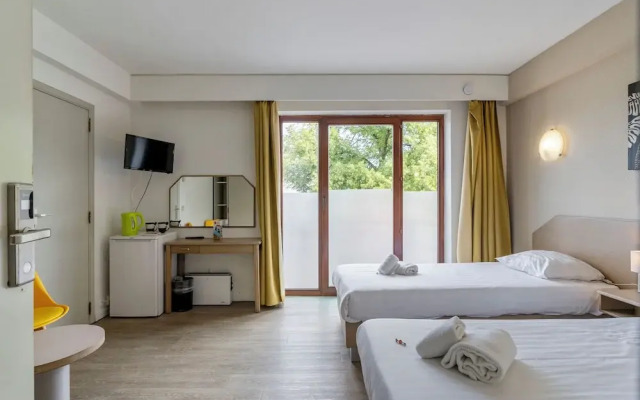 Room in Apartment - Sleep & Go Brussels South - Comfort Studio - Twin