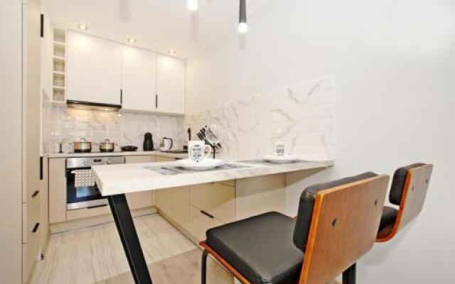 Flatbook - Carillon Apartments