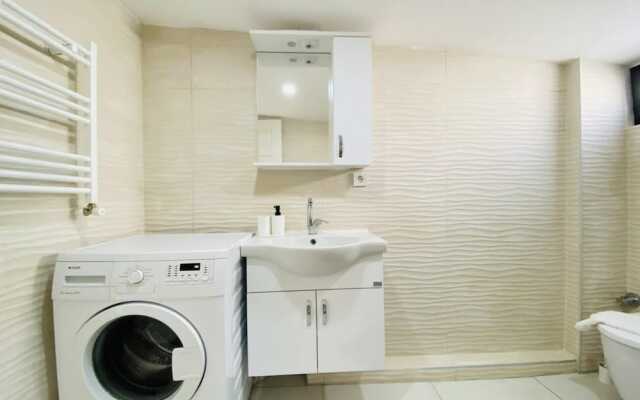 Missafir Exquisite Flat With Terrace in Nisantasi