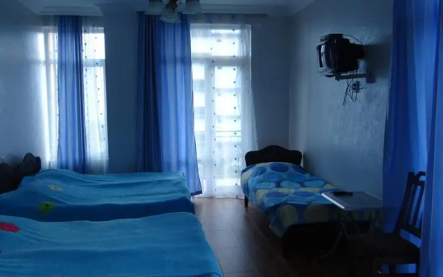 Guest House Zura