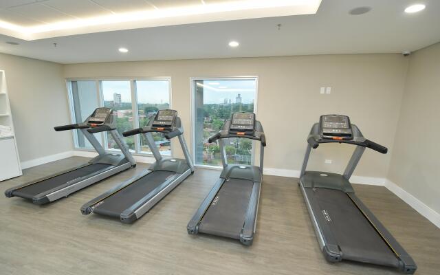 Holiday Inn Express Asuncion Aviadores by IHG