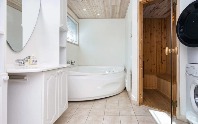 8 Person Holiday Home in Ebeltoft