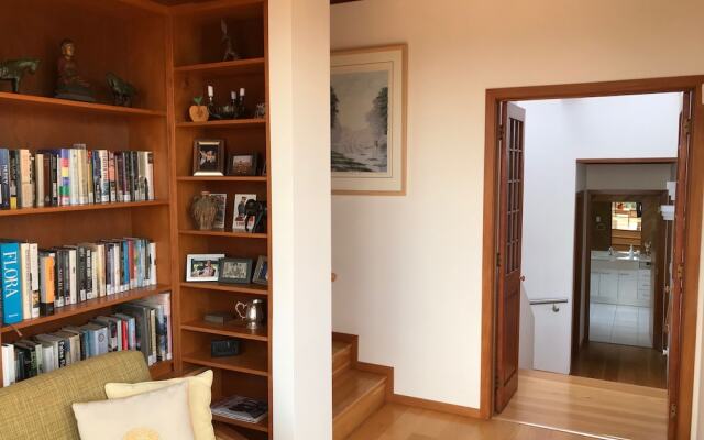 Miharo Bed & Breakfast