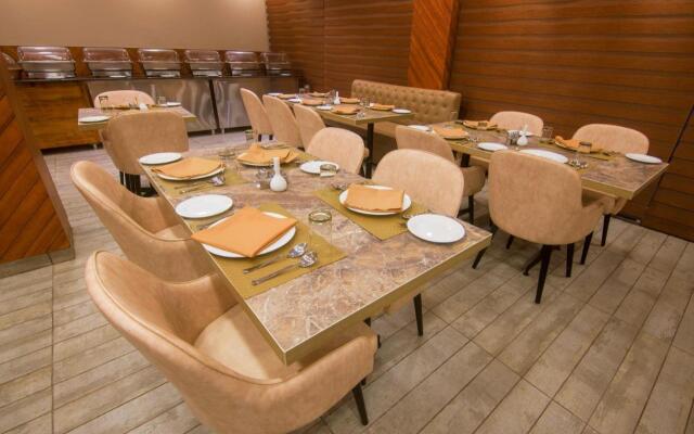 Shivaay Morex A Vegetarian Hotel