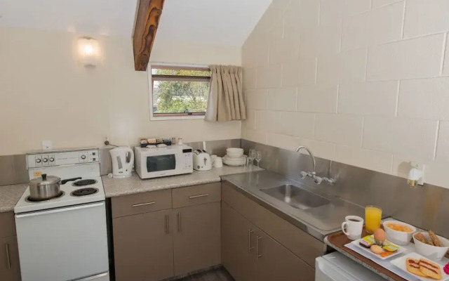 Howick Motor Lodge