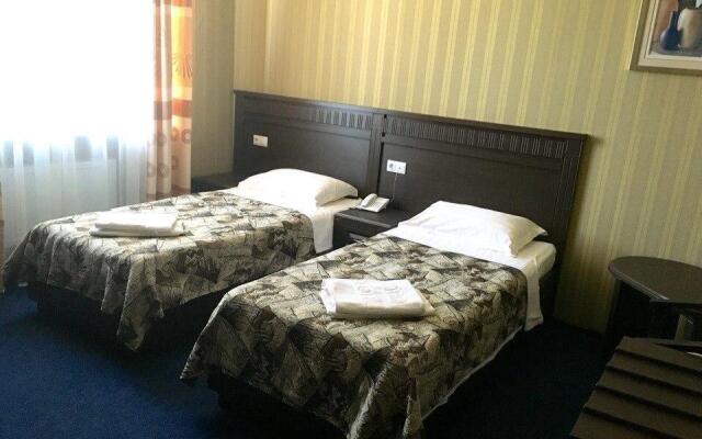 Отель Сильвер