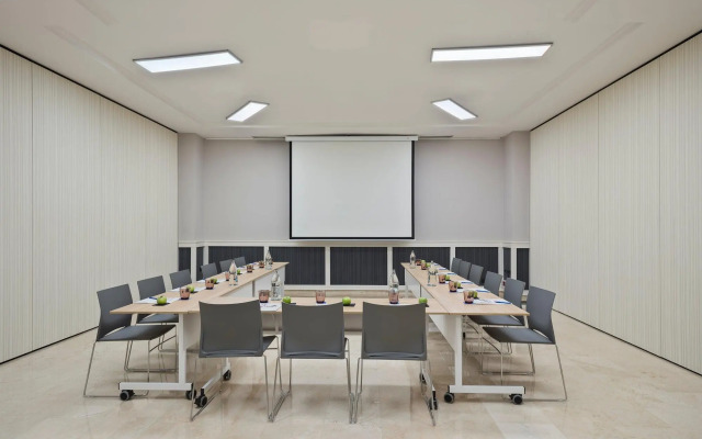INNSiDE by Melia Barcelona Apolo Hotel