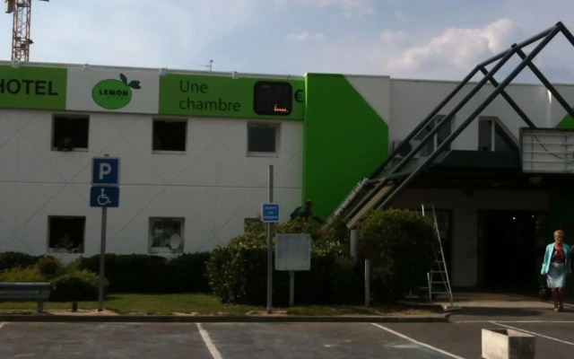 Lemon Hotel - Tourcoing