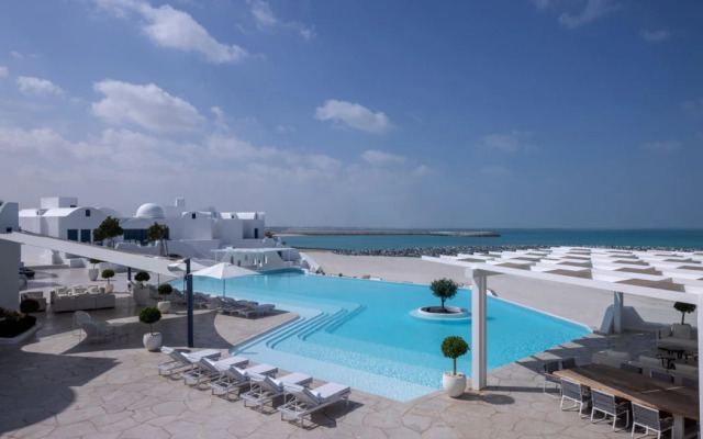 Anantara Santorini Abu Dhabi Retreat - Adults Only