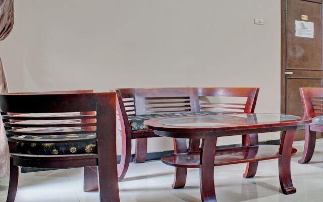 OYO Life 92509 Maulana Guest House Simpur