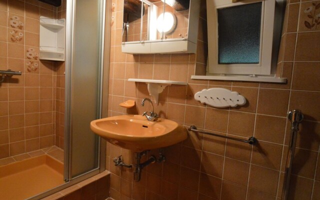 Beautiful Cottage in Wimmenau With Garden